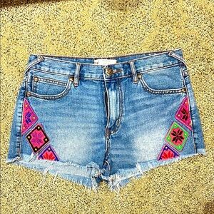 We the free embroidered cutoff denim
Short- so cute!!